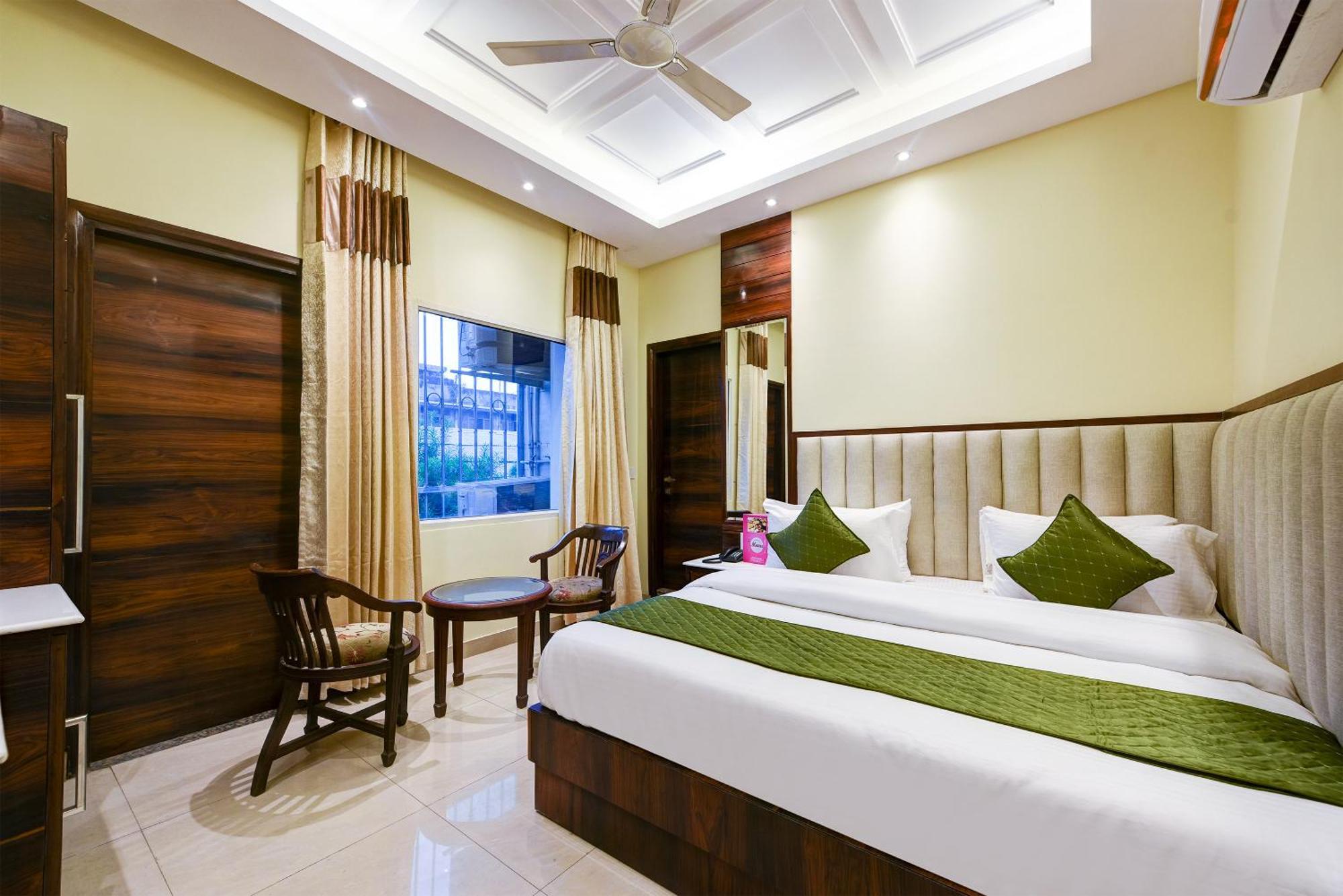 Hotel Geet Deluxe Nueva Delhi Exterior foto